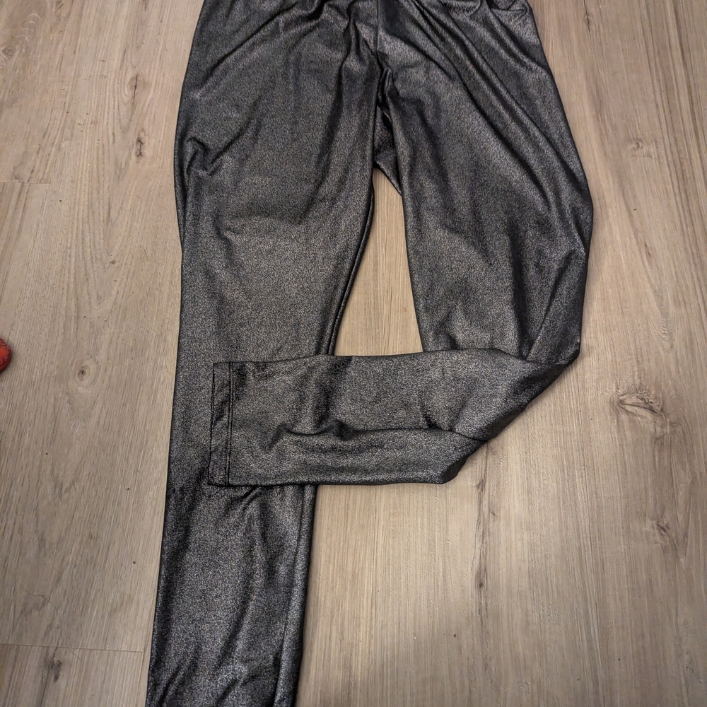 Shiny Black Leggings